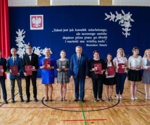 Początek nowego roku szkolnego w Białymstoku. Naukę rozpoczęło 39 tys. dzieci i młodzieży