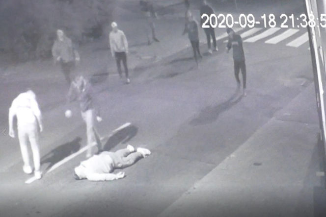 Skatowali Emila na śmierć. Osierocił dwoje dzieci