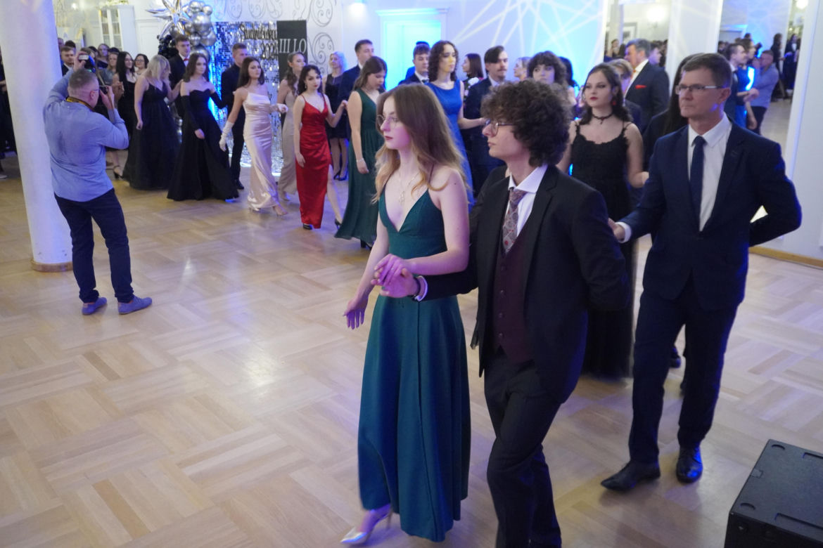 Studniówka III LO w Rzeszowie 