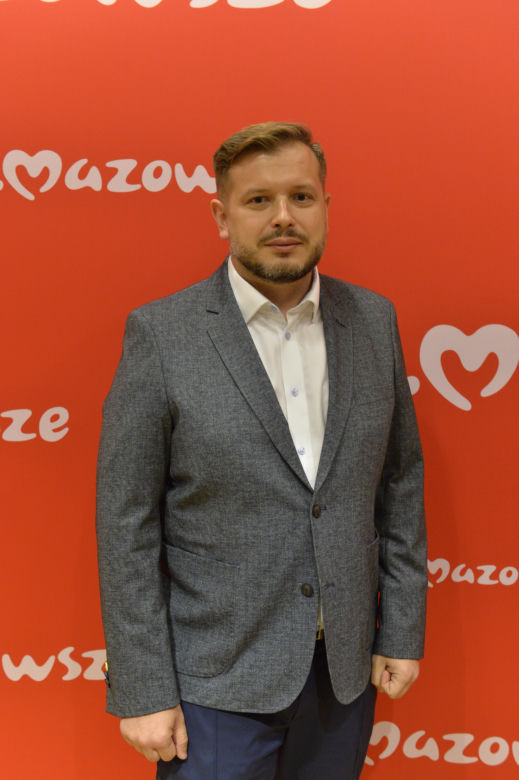 Rodzice z Woli apelują do sędziów. Konflikt o szkołę na Odolanach trwa