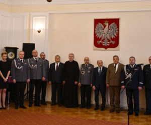 Białystok. Od 30 lat są związani z policją. Zobacz kto został wyróżniony