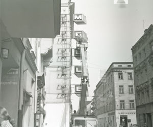 Sklep meblowy przy ul. Szewskiej, 1975 r.