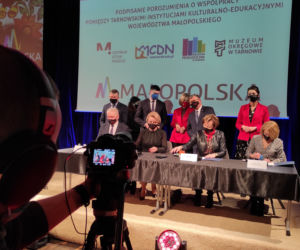 Podpisanie porozumienia o współpracy między tarnowskimi instytucjami kulturalno-edukacyjnymi województwa małopolskiego