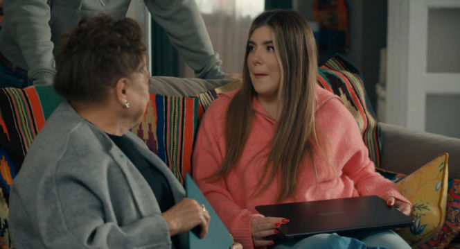 Barwy szczęścia, odc. 3336. Agata (Natalia Zambrzycka), Hubert (Marek Molak), Lucyna Zwierzchowska (Grażyna Zielińska)