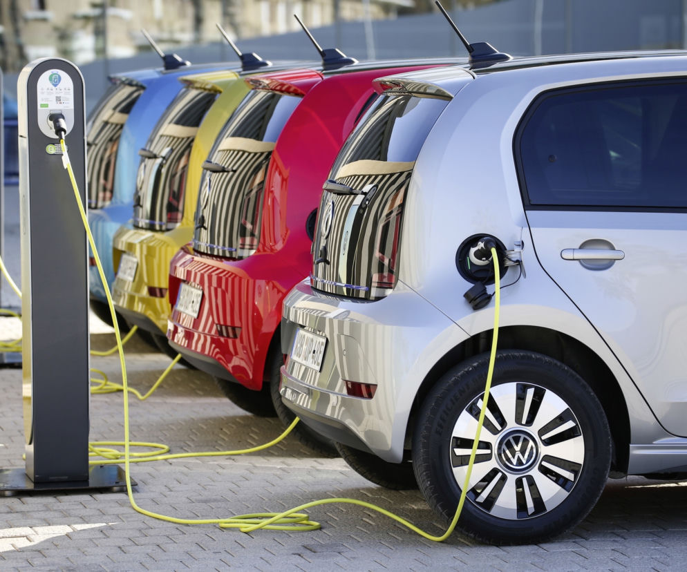 samochód elektryczny, elektromobilność