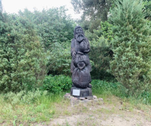 Kolorowe domy inspirowane twórczością Vincenta van Gogha zamieniły wieś liczącą zaledwie stu mieszkańców w prawdziwą atrakcję turystyczną