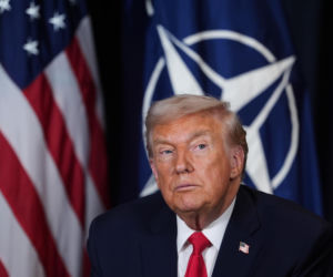 Trump wyśmiał Emmanuela Macrona. Co do diabła!