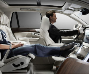 Volvo XC90 Excellence Lounge Console