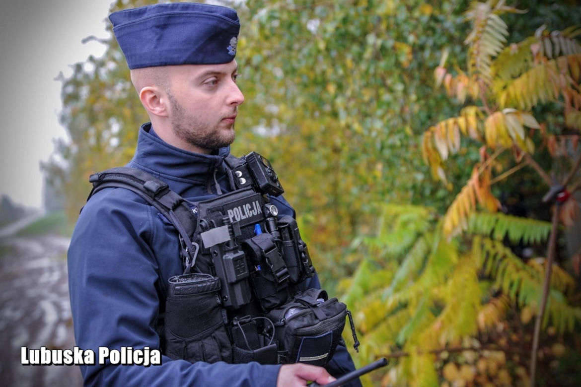 Wielka akcja poszukiwawcza w Gorzowie. 30-latek zniknął po wyjściu z komendy policji [ZDJĘCIA].