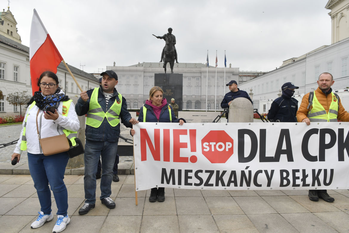 Warszawa. Wielki protest przeciwko budowie Centralnego Portu Komunikacyjnego