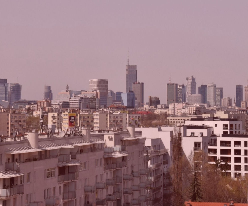 Cała Warszawa obszarem zagrożonym. Wojewoda wydał pilne rozporządzenie	