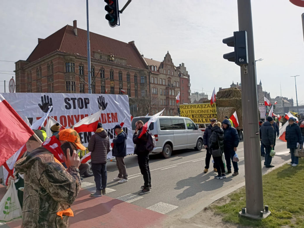 Protest rolników w Pomorskiem. Blokady na drogach krajowych i w centrum Gdańsk
