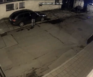 Kraków: 32-letni Francuz zatrzymany za zniszczenie 6 aut
