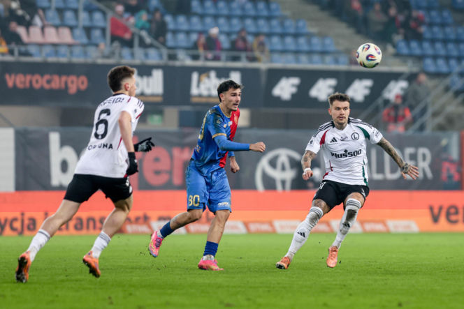 Piast Gliwice - Legia Warszawa, zdjęcia kibiców i zawodników z meczu 18. kolejki PKO BP Ekstraklasy