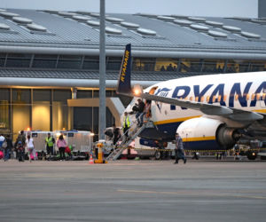 Znowu można latać do Anglii i Irlandii. Ryanair uruchomił połączenia z Łodzi do Wielkiej Brytanii