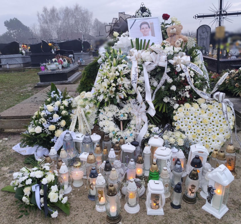 Tak wygląda grób Nikodema Mareckiego dwa dni po pogrzebie