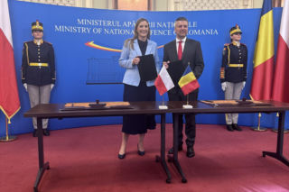 Program SAFE nabiera tempa. Polska podpisała list intencyjny z Rumunią na dostawę amunicji krążącej