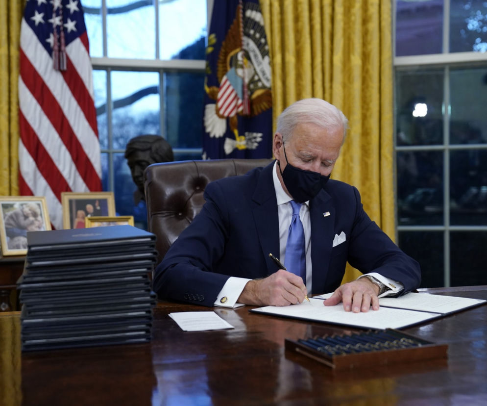 Biden wyrzucił Churchilla z Białego Domu! Oto kogo tam wstawił