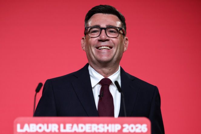 Andy Burnham został w poniedziałek 59. premierem Wielkiej Brytanii - potwierdził Pałac Buckingham