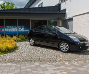 Toyota Prius Hybrid II generacja