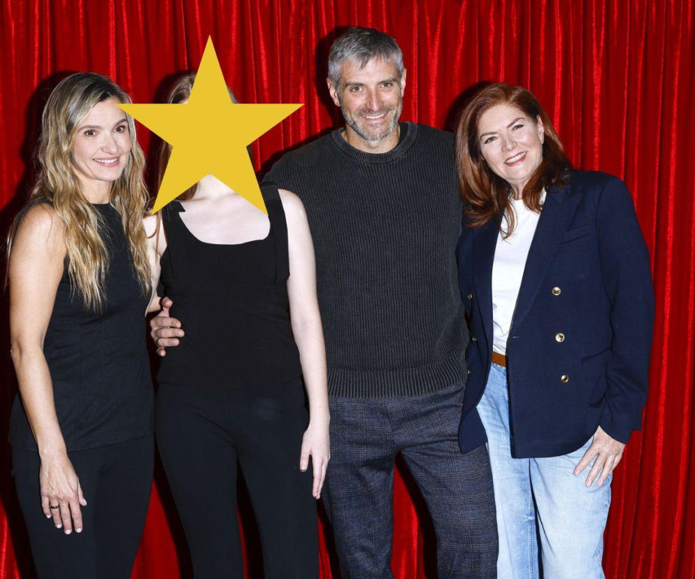 Tak dziś wygląda 16-letnia córka Koroniewskiej i Dowbora. Janina Dowbor podbija teatr