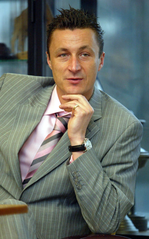 Tomasz Hajto o narodzinach córki i walce o jej życie. Zdradził nam traumatyczne szczegóły. Teraz kipi szczęściem 