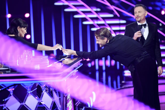 Sebastian Fabijański zaskoczył na parkiecie Polsatu. Reakcja Iwony Pavlović mówi wszystko