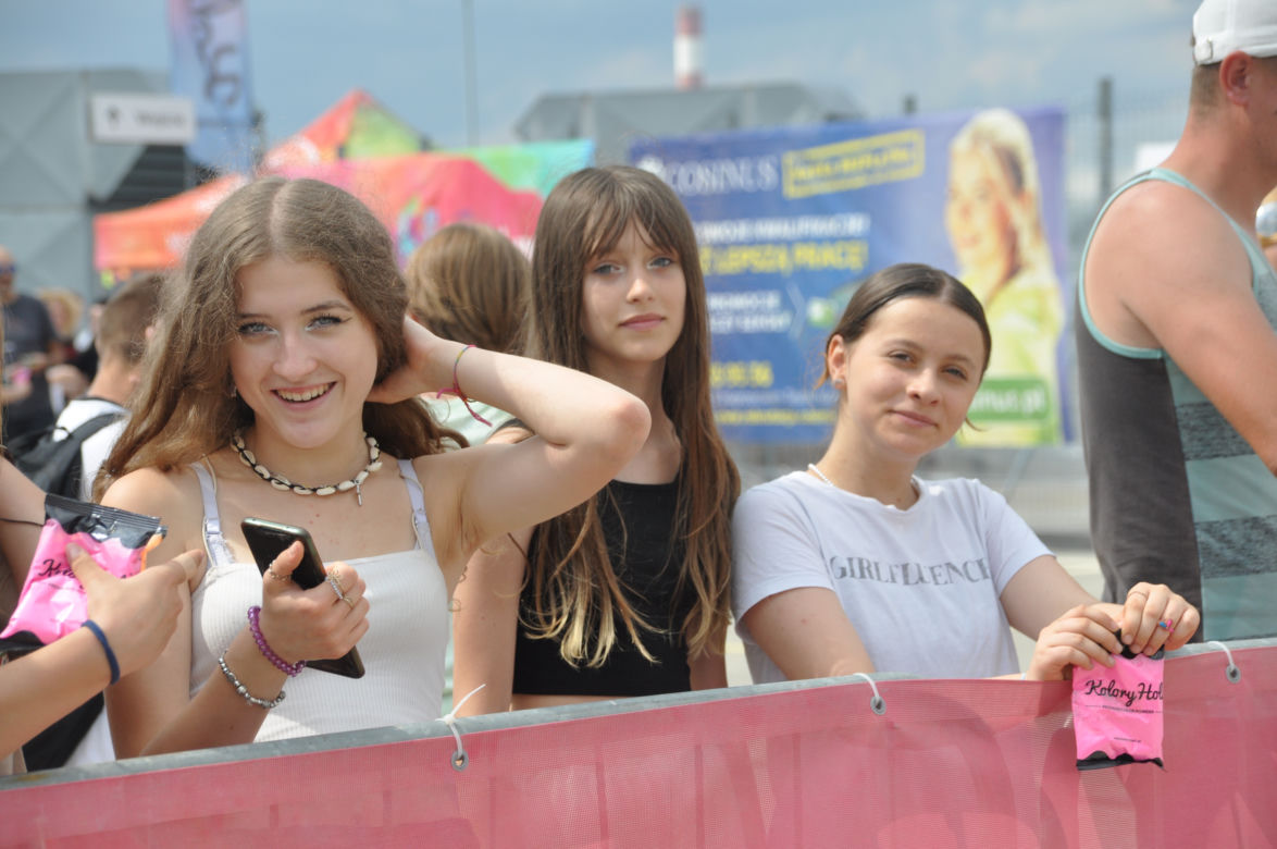 Festiwal kolorów w Kielcach. Szalona zabawa na dachu Galerii Korona