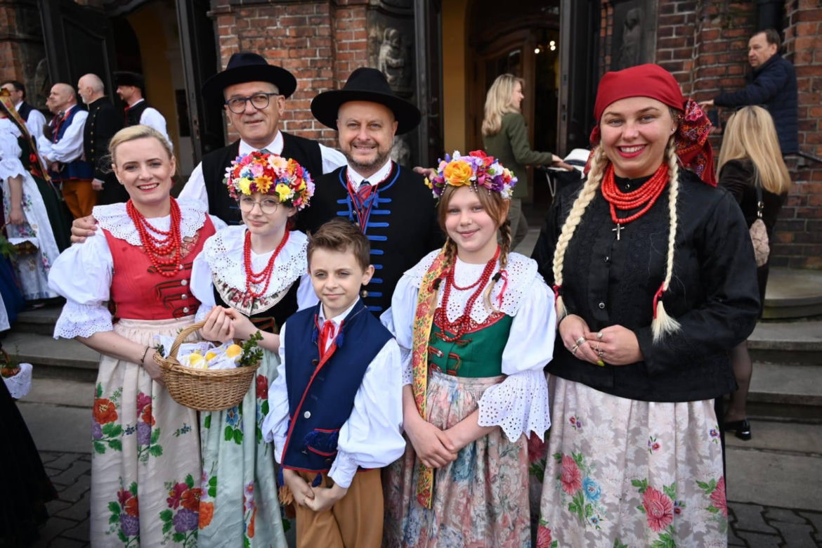 Święcenie pokarmów w kościele pw. św. Anny na Nikiszowcu