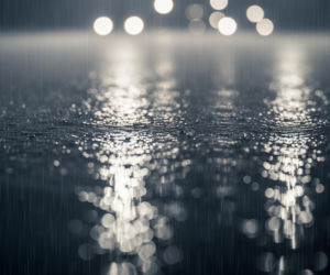 Tragiczne powodzie w Tajlandii. Jak Polacy reagują na żywioł?