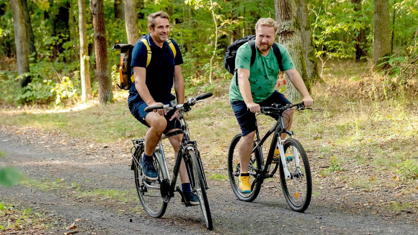 Przyjaciółki, odcinek 264: Wiktor (Paweł Deląg), Paweł (Bartłomiej Kasprzykowski)