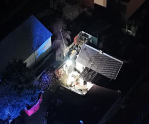 Tragiczny pożar domu pod Warszawą! Dwie osoby nie żyją