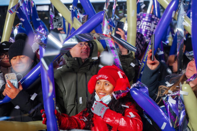 Tłumy powitały Nowy Rok 2026 na nowojorskim Times Square