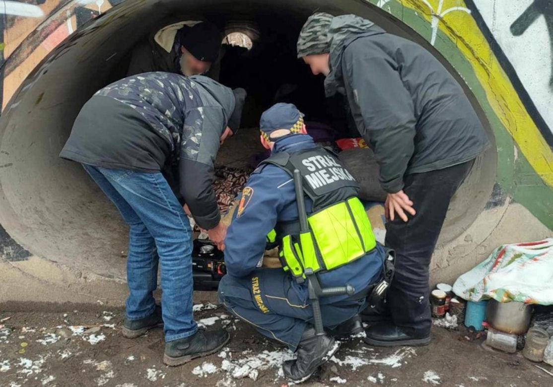 Nie chcieli pomocy, więc kupił im kuchenkę. „Nie zrobiłem nic wielkiego”