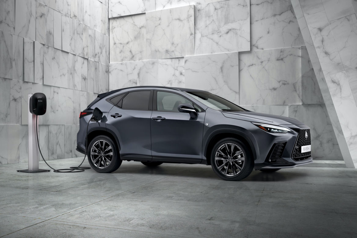 Lexus NX 450h+ (2021)