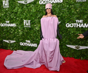 Rezydencja Rihanny ostrzelana przez kobietę! Piosenkarka w środku