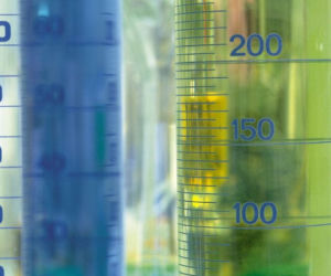Laboratorium badania strzykawka