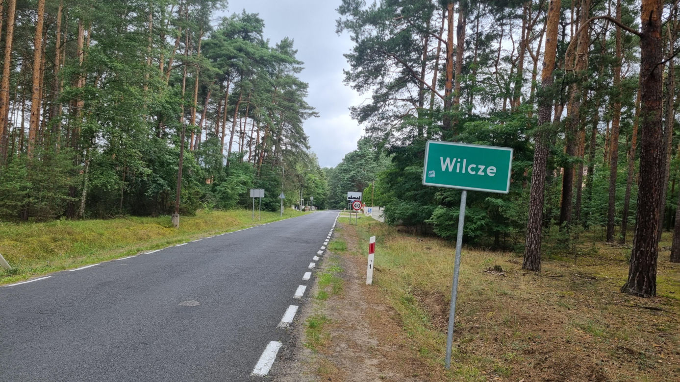 Wieś Wilcze leży na granicy dwóch województw