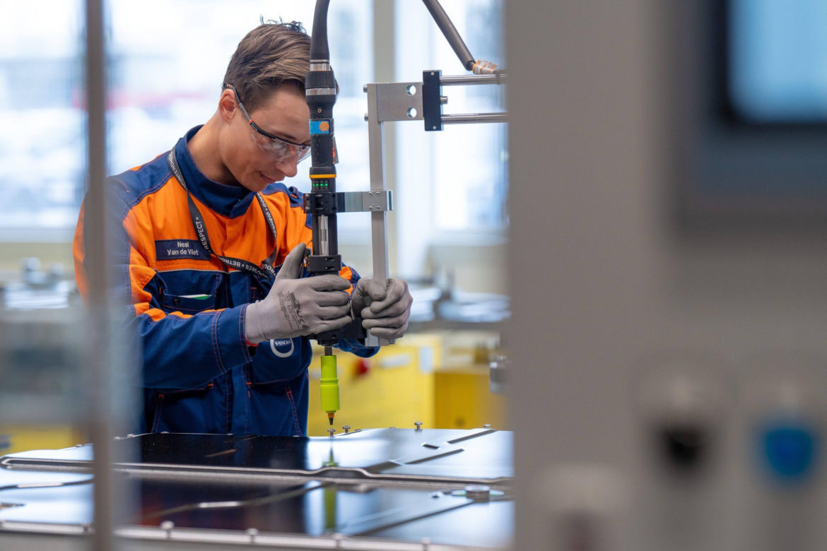 Produkcja Volvo EX30 w Gandawie