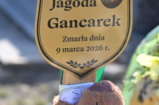 Morze kwiatów na grobie Jagody Gancarek. Tak wygląda tydzień po pogrzebie