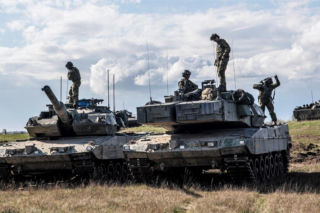 Szwedzkie czołgi Leopard 2