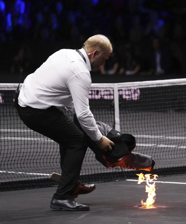Mężczyzna podpalił się podczas Laver Cup