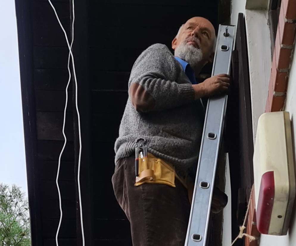 Korwin-Mikke miał poważny wypadek! Konieczna operacja