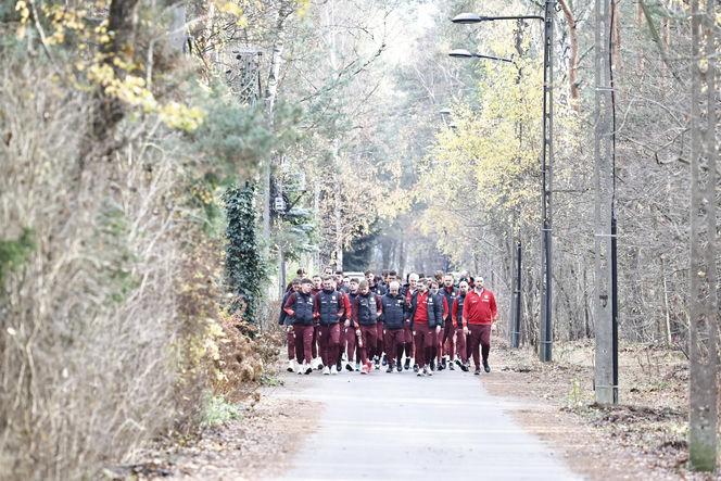 Polska - Holandia. Piłkarze poszli do lasu