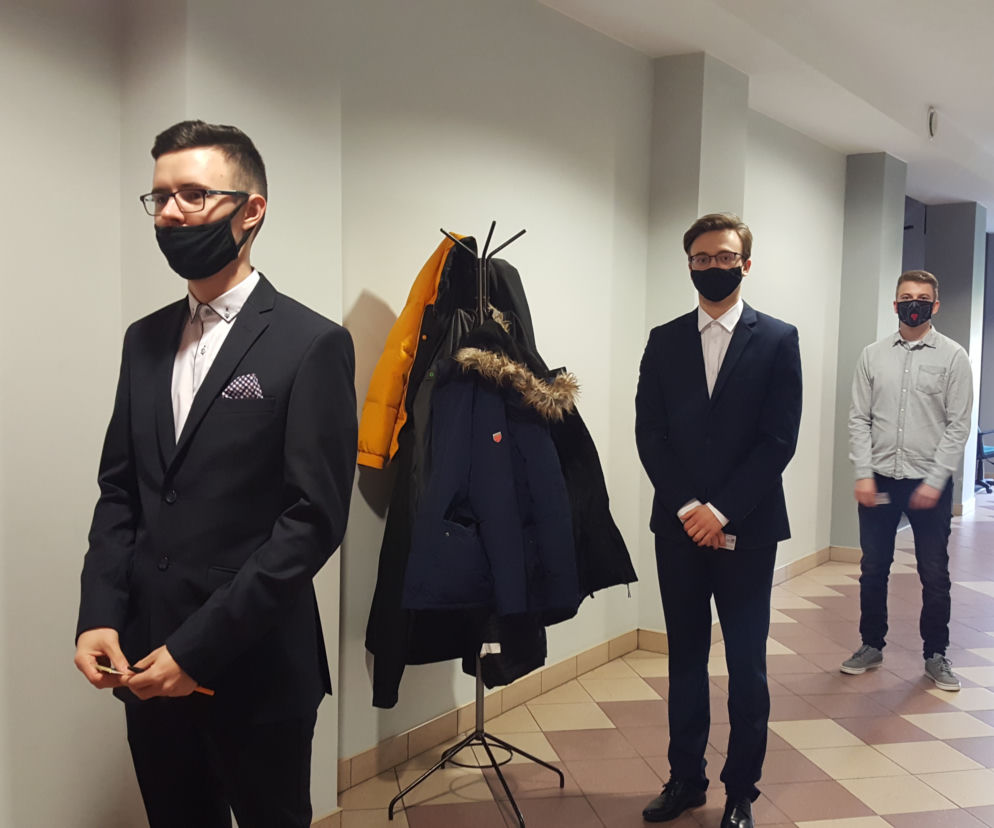 Matura 2021 matematyka. Odpowiedzi, pytania, arkusz CKE, zadania, rozwiązania [poziom podstawowy matematyka matura 5.05.2021]