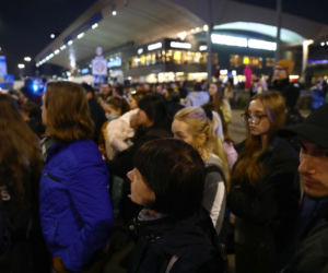 Dziki tłum przywitał Joe Bidena pod Marriottem 