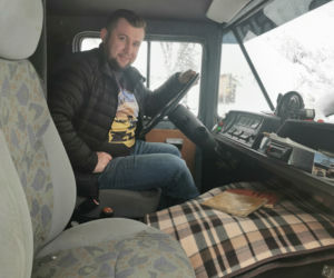 Zabytkowym ŻÓŁTYM ŻUKIEM dla Orkiestry
