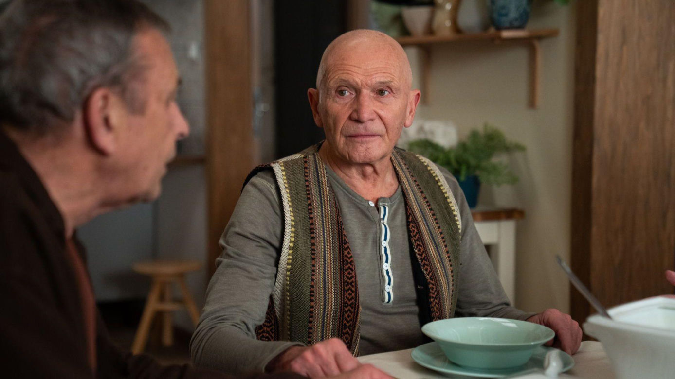 Barwy szczęścia odc. 3363. Tolek (Marek Siudym), Czesław (Marian Jaskulski)