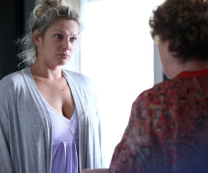 Przyjaciółki 6 sezon odc. 67 (odc. 5). Patrycja (Joanna Liszowska), Elżbieta (Elżbieta Jarosik)