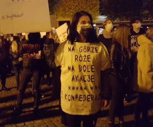  Skandowano, skakano i śpiewano... Kolejny Strajk Kobiet w Lesznie